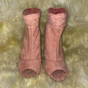 Bamboo Blush Heels